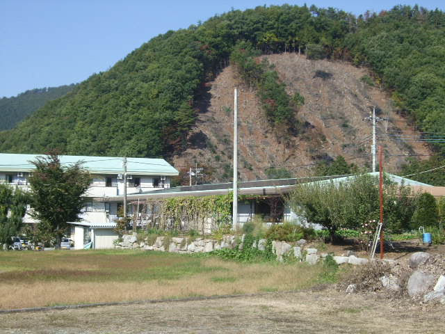 塩山荘.JPG